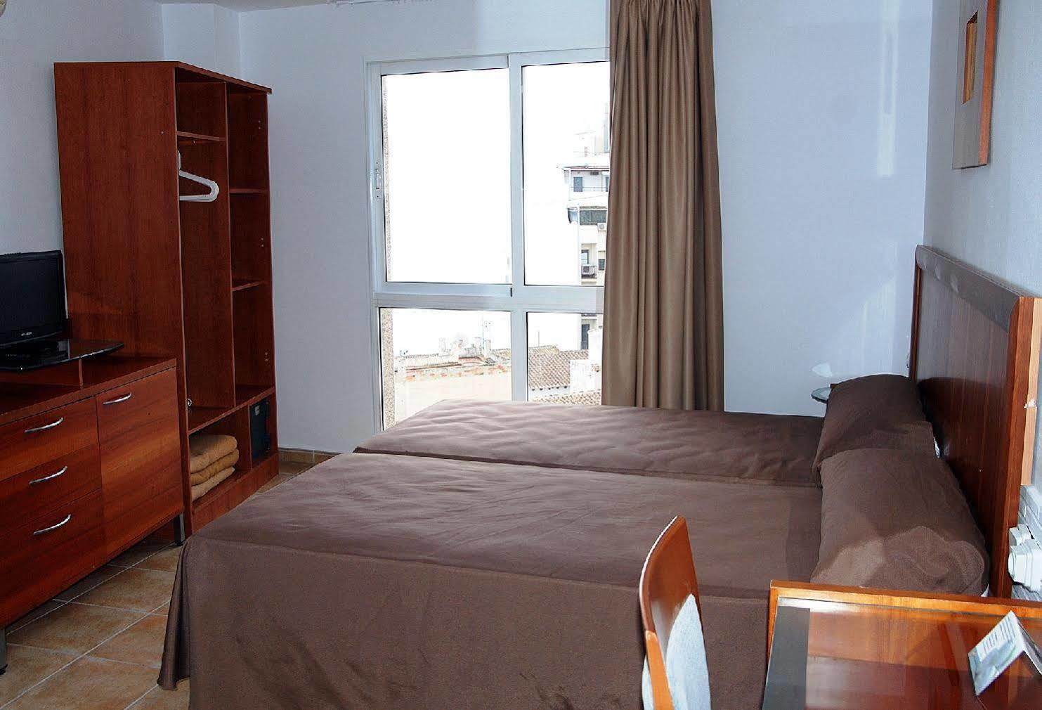 Hotel Queens - Adults Only Benidorm Zewnętrze zdjęcie